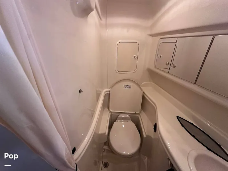 Slide: The Image of Sea Ray 320 Sundancer 2004 - 16058114