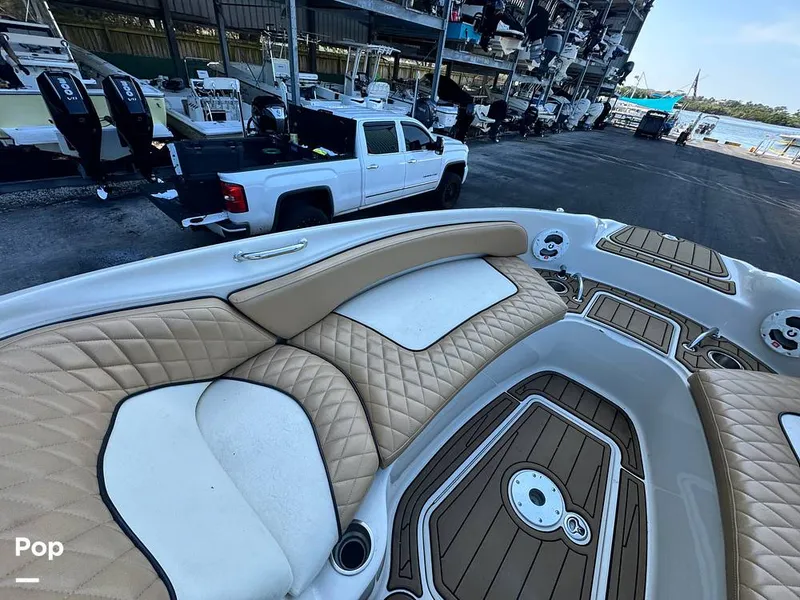 Slide: The Image of Sea Ray 240 Sundeck 2005 - 16097385