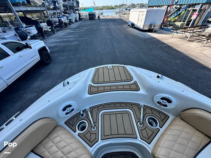 Slide: The Image of Sea Ray 240 Sundeck 2005 - 16097386