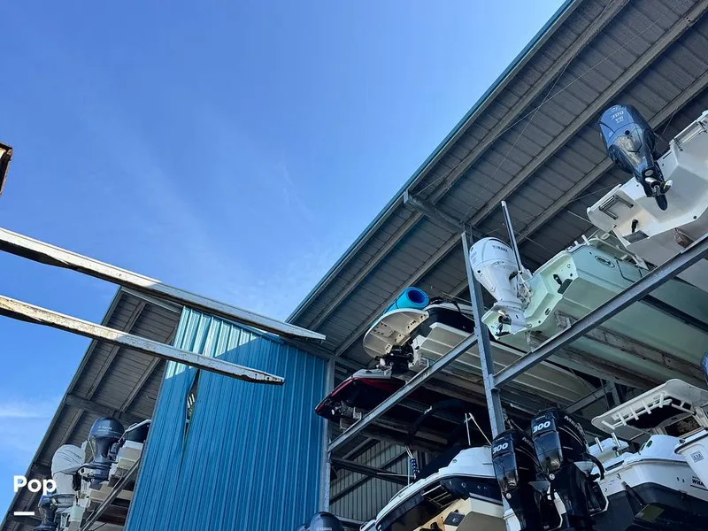 Slide: The Image of Sea Ray 240 Sundeck 2005 - 16097404