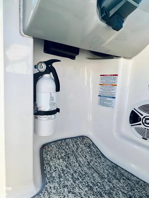 Slide: The Image of Chaparral H2O 19 Sport 2018 - 16306949