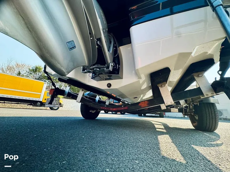 Slide: The Image of Chaparral H2O 19 Sport 2018 - 16306966