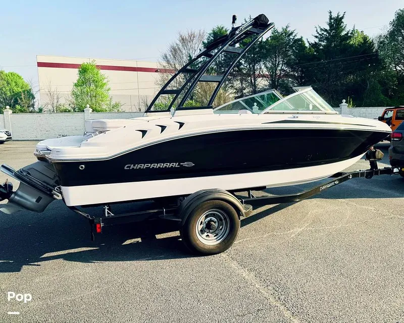 Slide: The Image of Chaparral H2O 19 Sport 2018 - 16306829