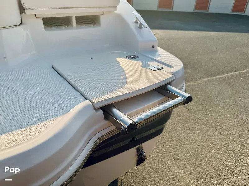 Slide: The Image of Chaparral H2O 19 Sport 2018 - 16306844