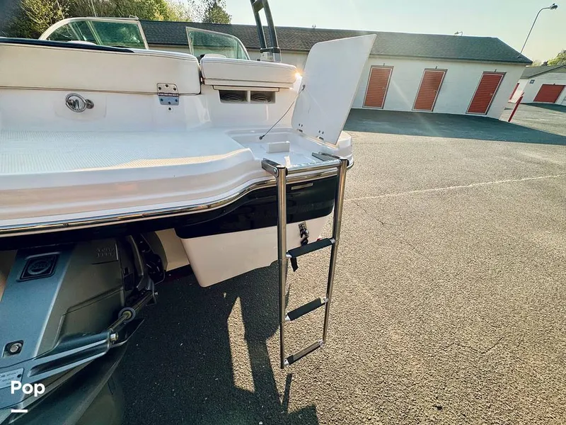 Slide: The Image of Chaparral H2O 19 Sport 2018 - 16306845