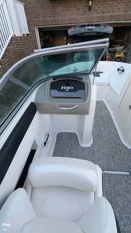 Slide: The Image of Chaparral H2O 19 Sport 2018 - 16030207