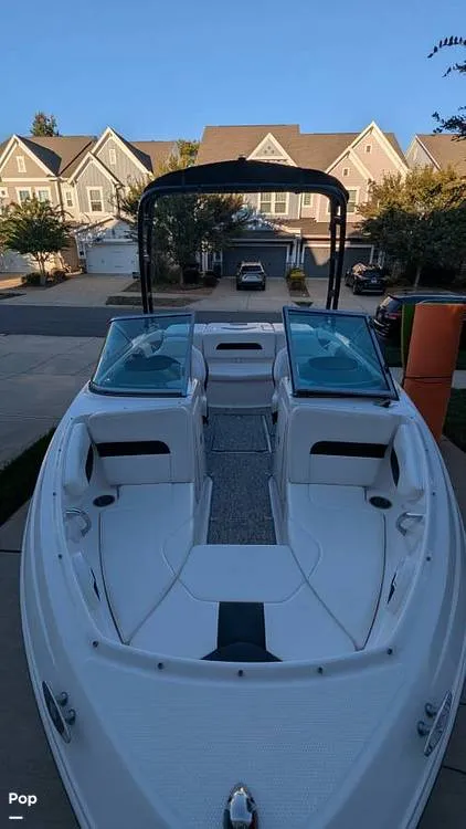 Slide: The Image of Chaparral H2O 19 Sport 2018 - 16030209