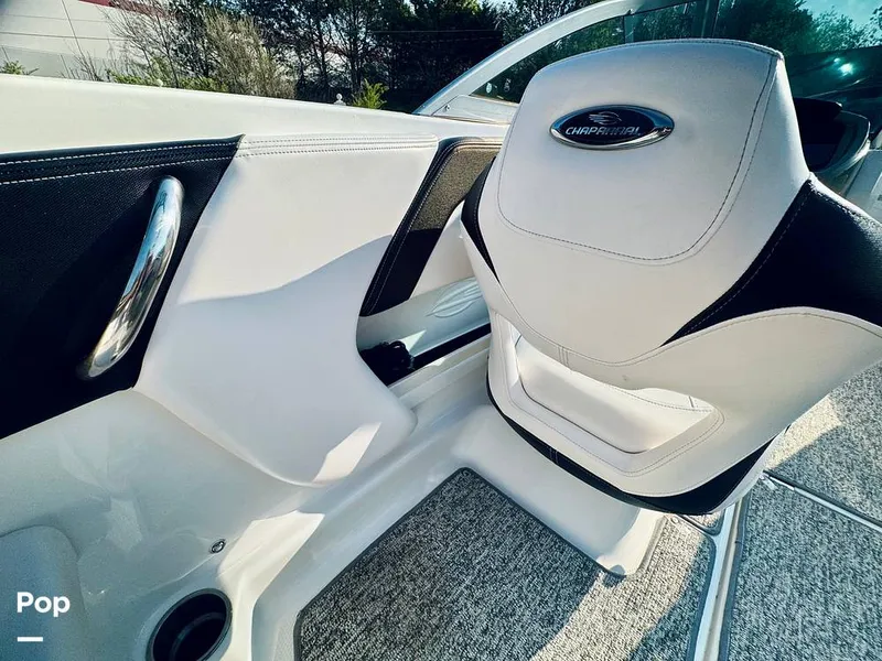 Slide: The Image of Chaparral H2O 19 Sport 2018 - 16306924