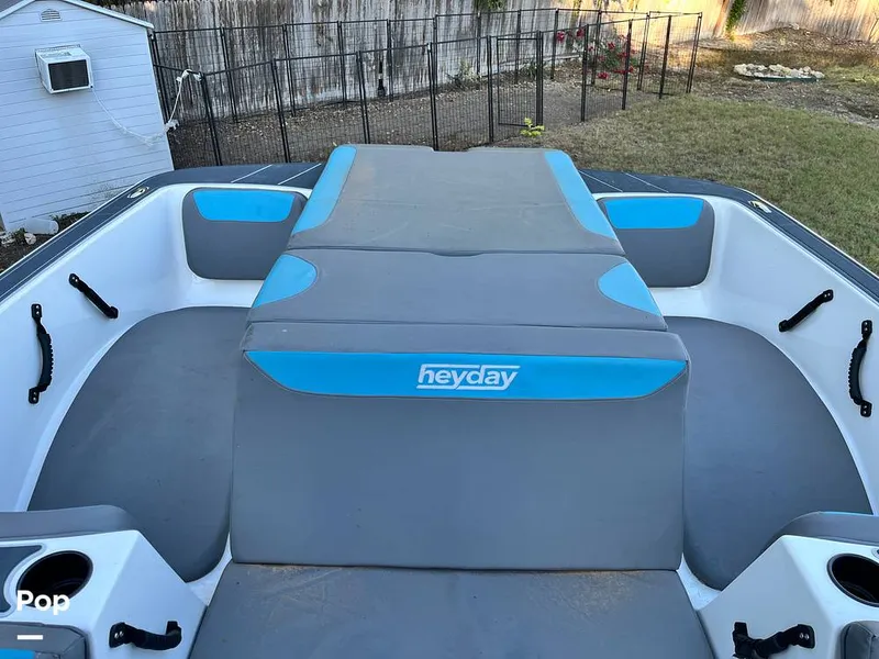 Slide: The Image of Heyday Wake Boats WT-2 Surf 2018 - 16080771