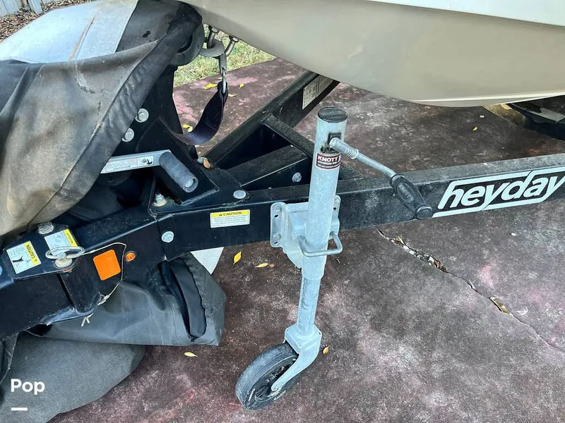 Slide: The Image of Heyday Wake Boats WT-2 Surf 2018 - 16080727