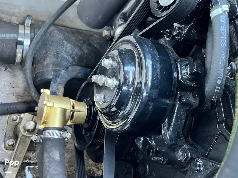 Slide: The Image of Heyday Wake Boats WT-2 Surf 2018 - 16080733