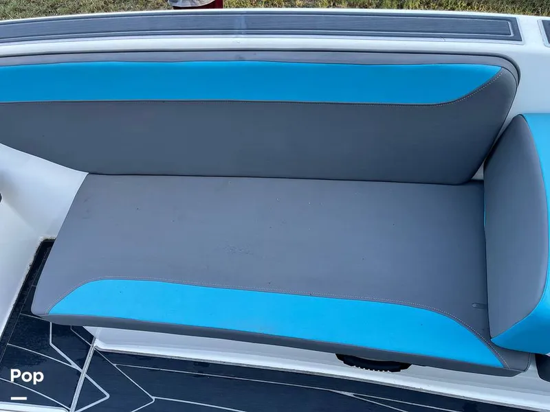 Slide: The Image of Heyday Wake Boats WT-2 Surf 2018 - 16080750