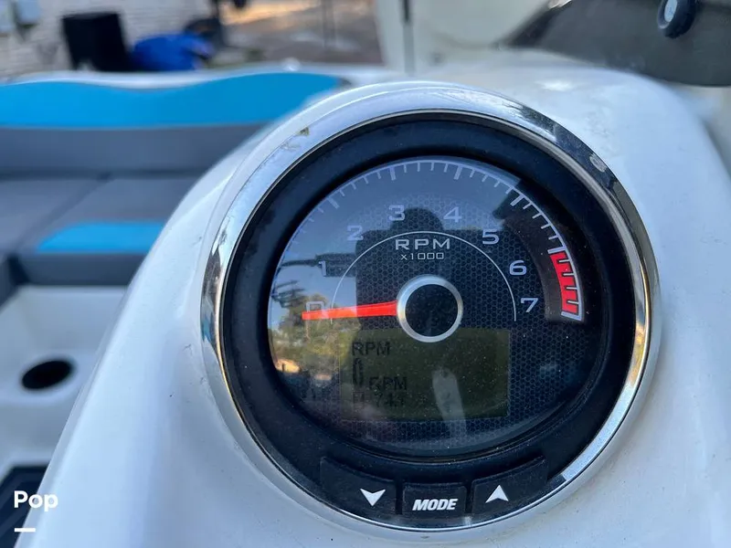 Slide: The Image of Heyday Wake Boats WT-2 Surf 2018 - 16080756