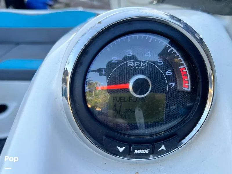 Slide: The Image of Heyday Wake Boats WT-2 Surf 2018 - 16080759