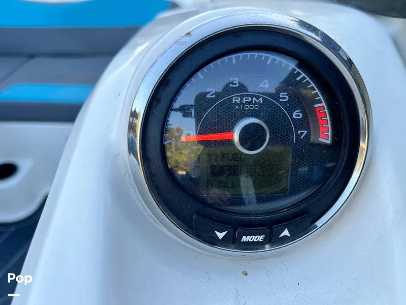 Slide: The Image of Heyday Wake Boats WT-2 Surf 2018 - 16080761