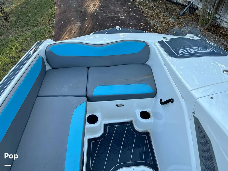 Slide: The Image of Heyday Wake Boats WT-2 Surf 2018 - 16080768