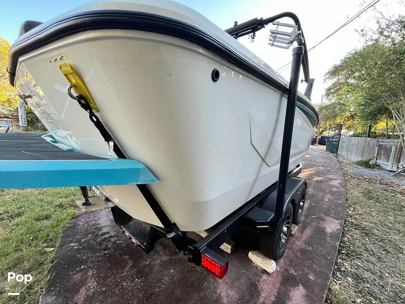 Slide: The Image of Heyday Wake Boats WT-2 Surf 2018 - 16080777