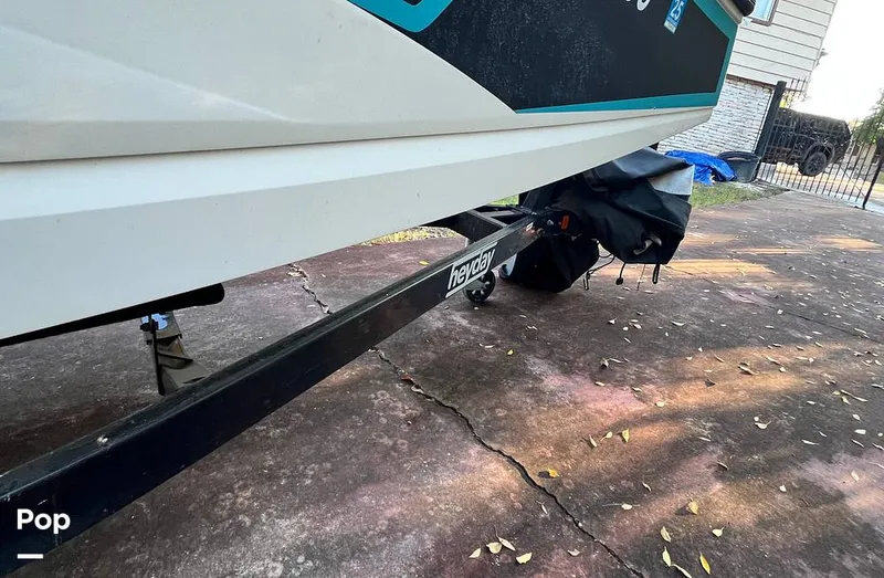 Slide: The Image of Heyday Wake Boats WT-2 Surf 2018 - 16080788