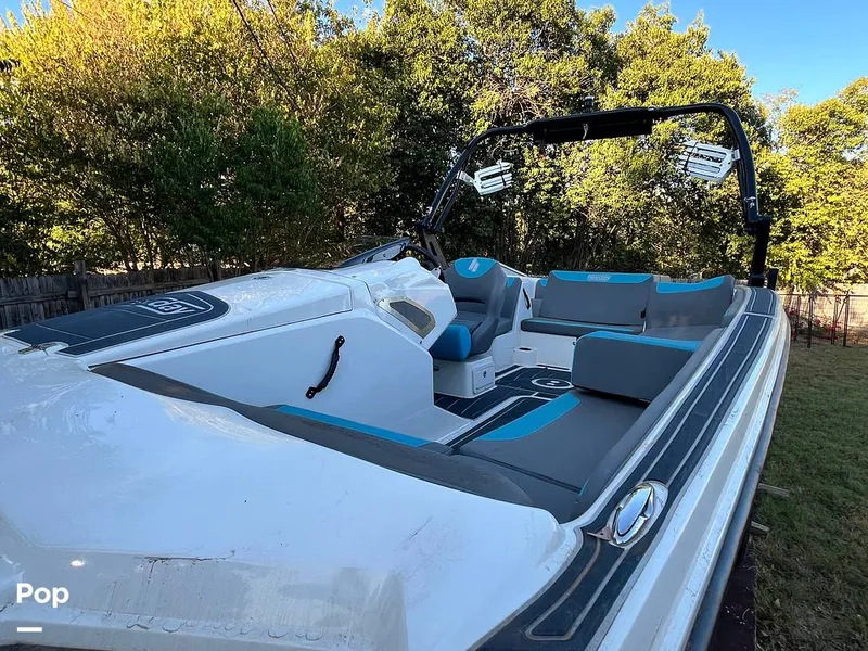 Slide: The Image of Heyday Wake Boats WT-2 Surf 2018 - 16080794