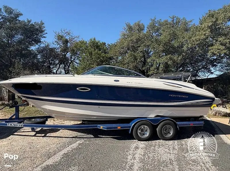 The Image of 2001 Monterey 248LS - 16052516