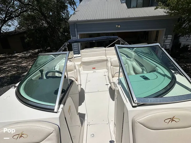 Slide: The Image of Windshield Walk Through - 16035547