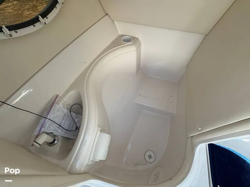 Slide: The Image of Head Compartment - 16047778