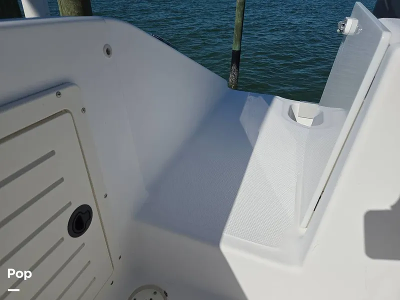 Slide: The Image of Mako 232 2002 - 16062014