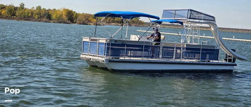 Slide: The Image of A&M C128 2022 - 16033130