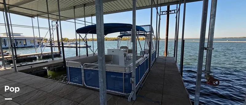 Slide: The Image of A&M C128 2022 - 16032980