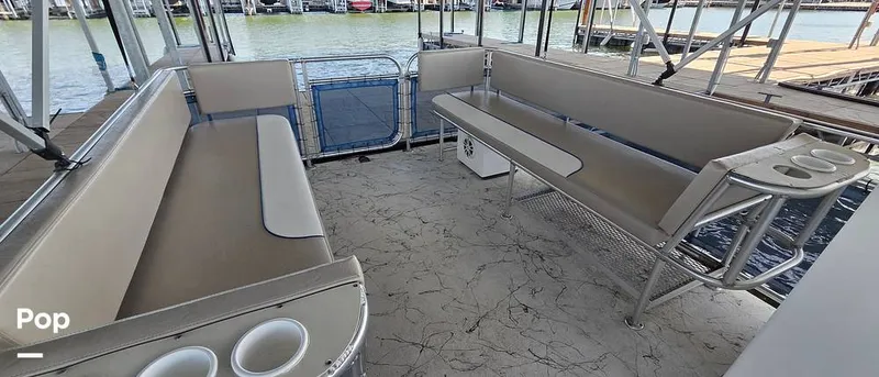 Slide: The Image of A&M C128 2022 - 16033114