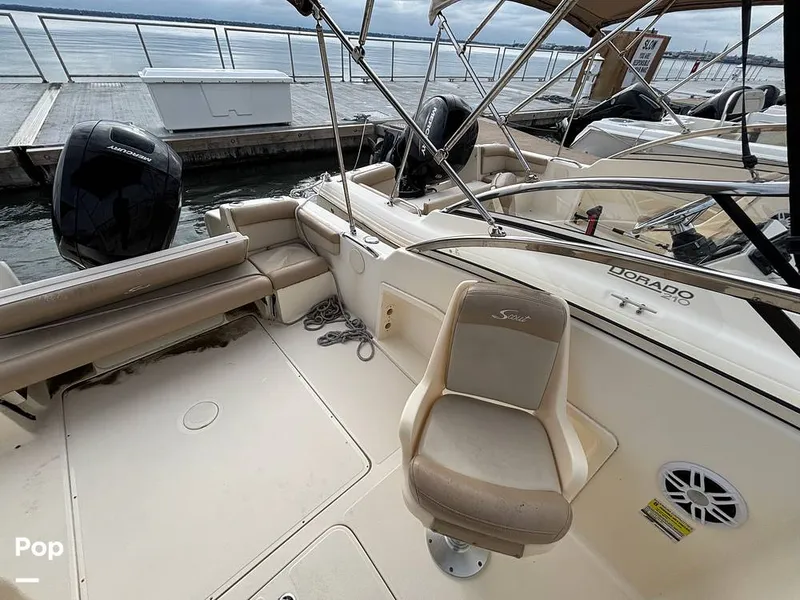 Slide: The Image of Scout 210 Dorado 2023 - 16108002