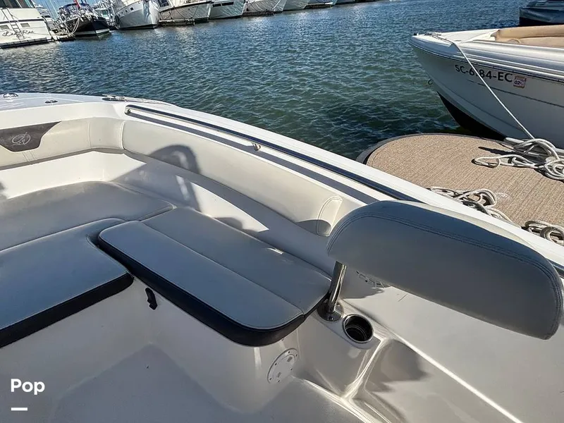 Slide: The Image of Sailfish 220 CC 2023 - 16062667