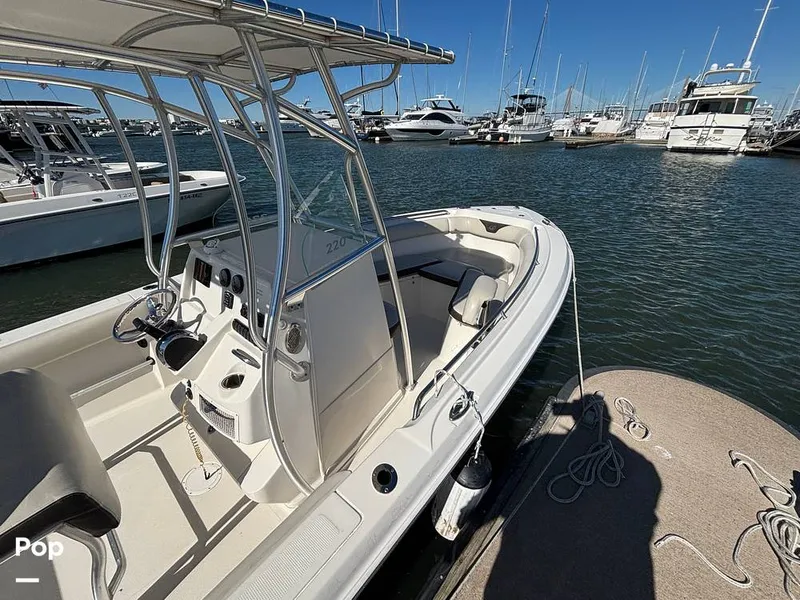 Slide: The Image of Sailfish 220 CC 2023 - 16062687