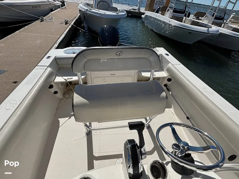 Slide: The Image of Sailfish 220 CC 2023 - 16062665