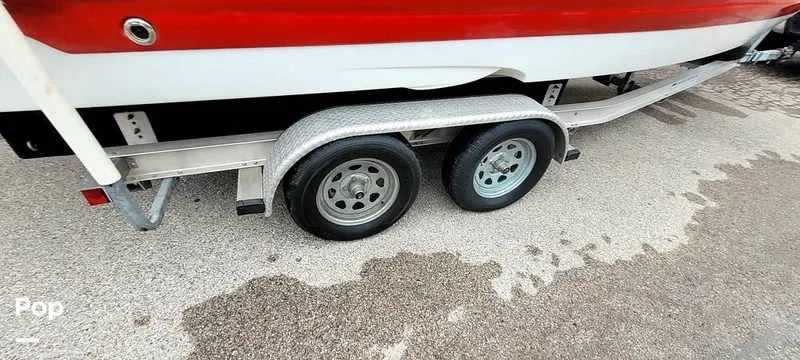 Slide: The Image of Crownline Boats 240 LS 2011 - 16195611