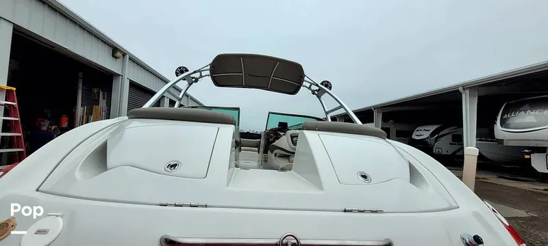 Slide: The Image of Crownline Boats 240 LS 2011 - 16195623