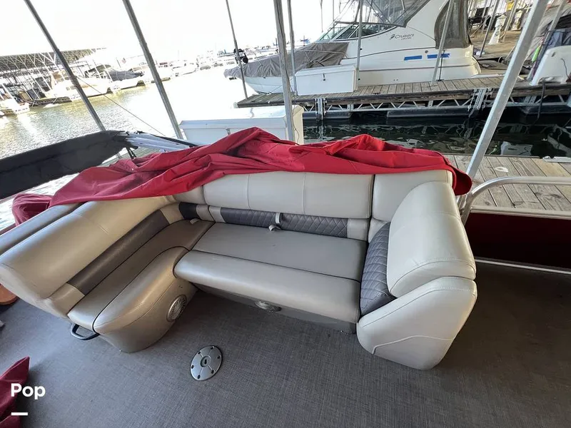 Slide: The Image of Sun Tracker Fishin' Barge 20 DLX 2022 - 16174226