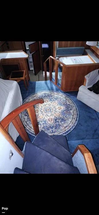 Slide: The Image of Stepping Down Tp Salon - 16058965