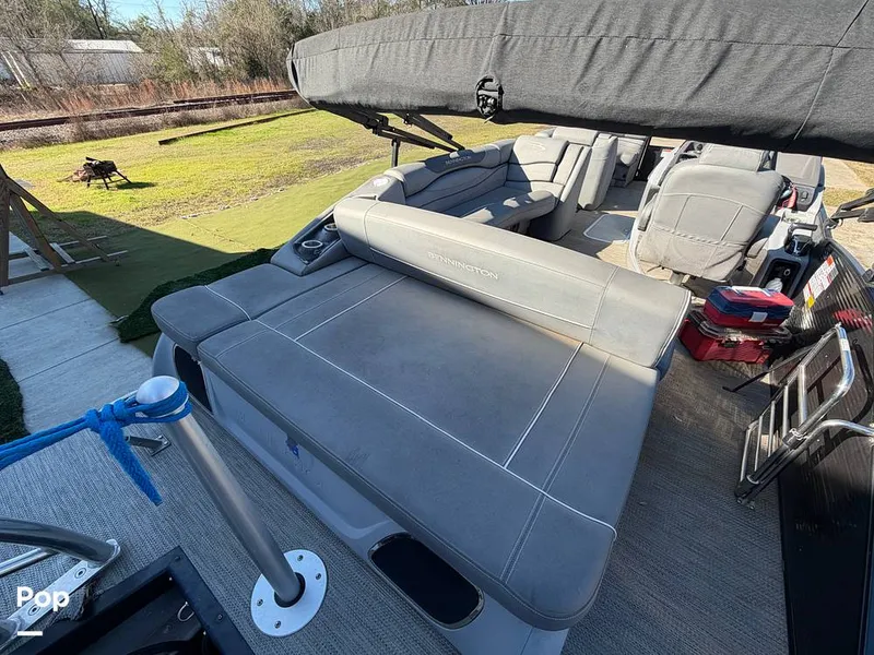 Slide: The Image of Bennington R23 2021 - 16154504