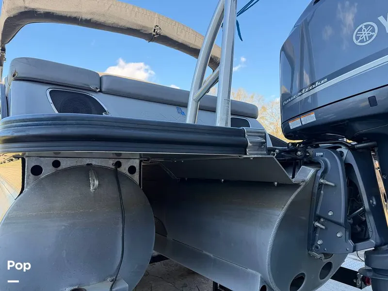 Slide: The Image of Bennington R23 2021 - 16154433