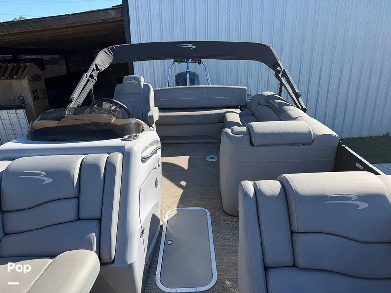 Slide: The Image of Bennington R23 2021 - 16154468