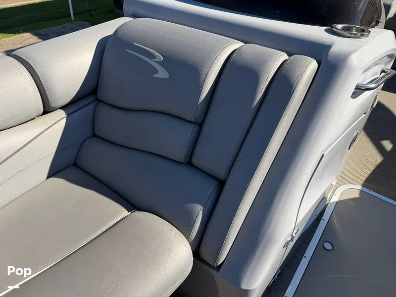 Slide: The Image of Bennington R23 2021 - 16154474