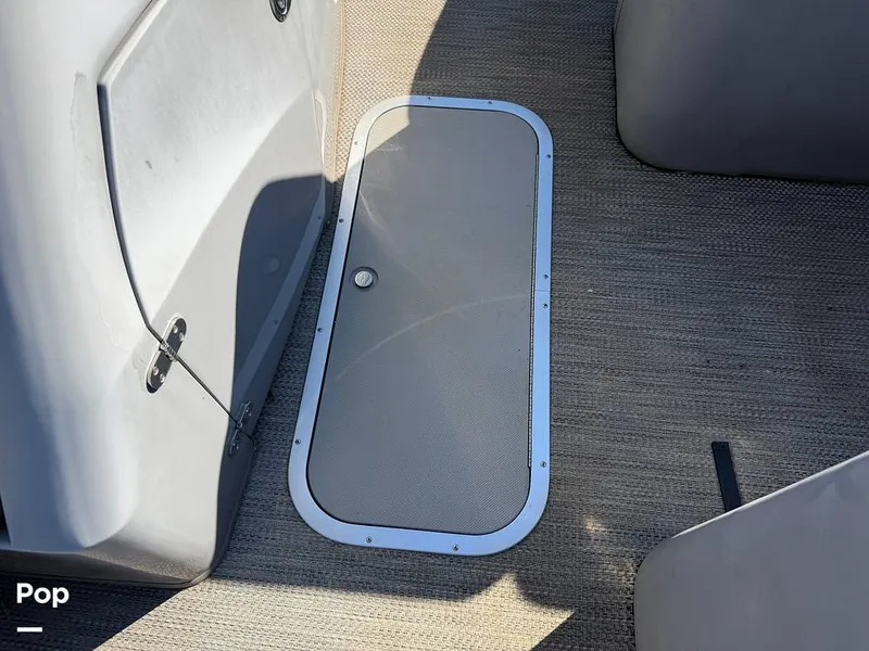 Slide: The Image of Bennington R23 2021 - 16154476