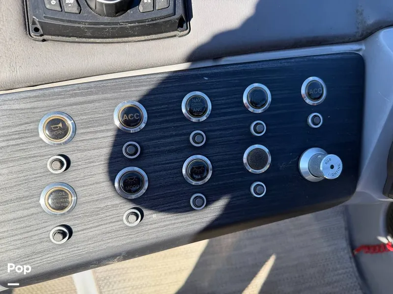 Slide: The Image of Bennington R23 2021 - 16154483