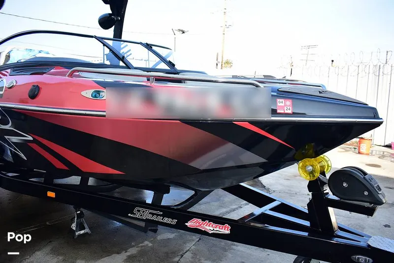 Slide: The Image of Flightcraft ZR6 Pro Surf Edition 2022 - 16137172