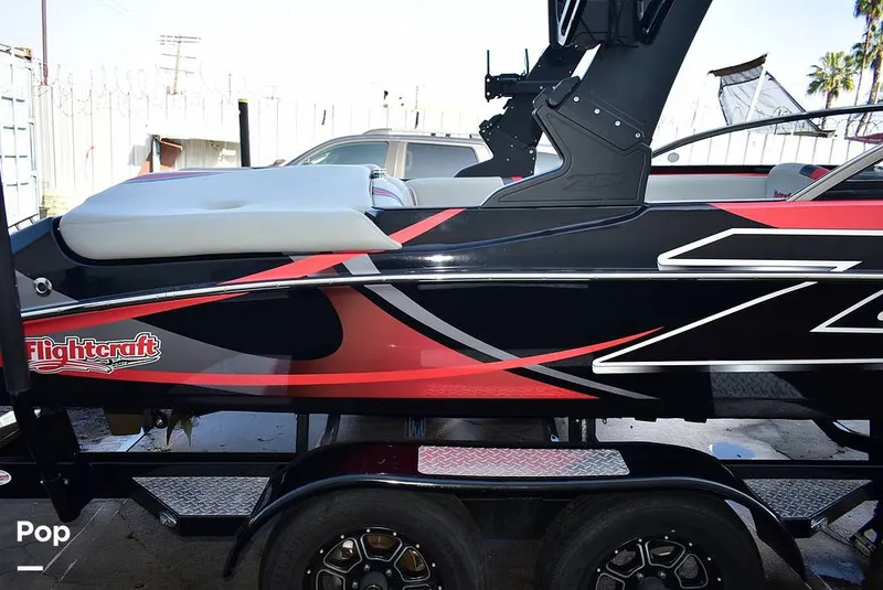 Slide: The Image of Flightcraft ZR6 Pro Surf Edition 2022 - 16137175