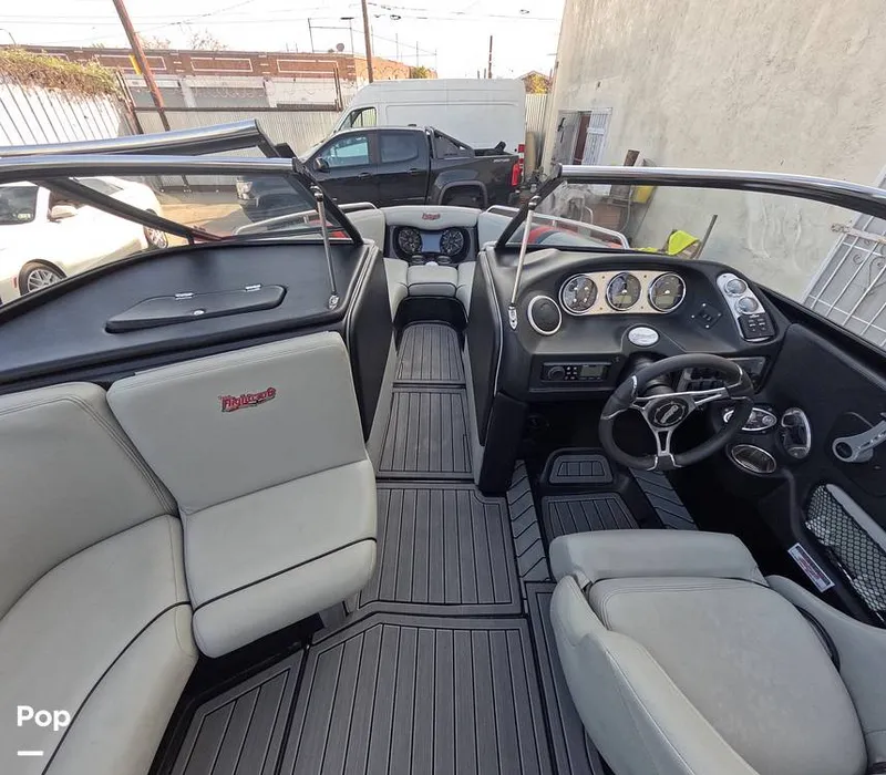 Slide: The Image of Flightcraft ZR6 Pro Surf Edition 2022 - 16137157