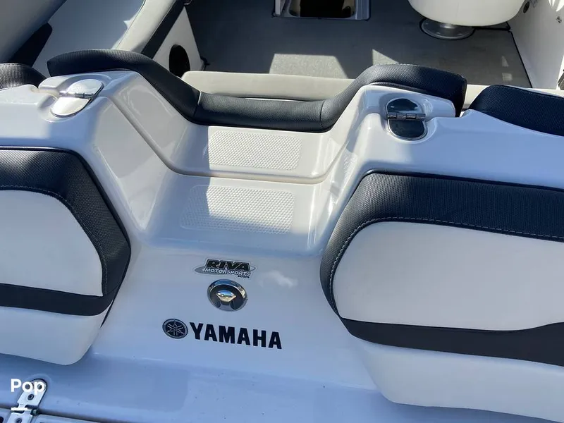 Slide: The Image of Yamaha AR195 2023 - 16116237