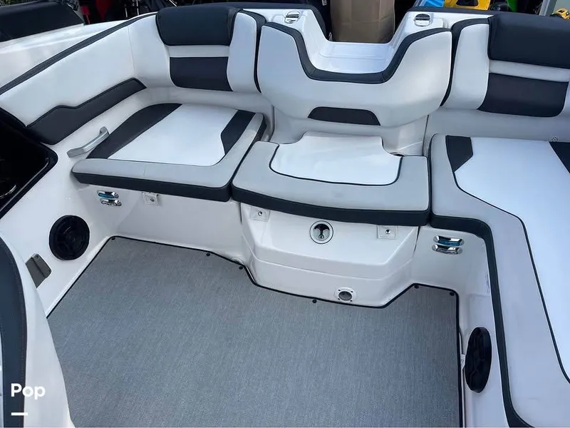 Slide: The Image of Yamaha AR195 2023 - 16056072