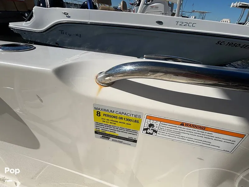 Slide: The Image of Sailfish 220 CC 2023 - 16062619